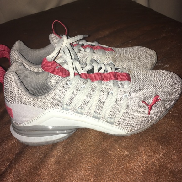 Puma tennis shoes - Picture 2 of 7